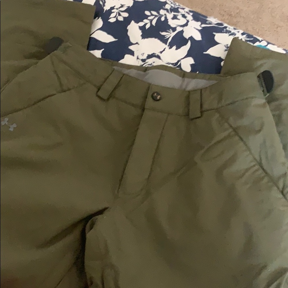 Under Armour Ski / Snowboarding Pants Size MD